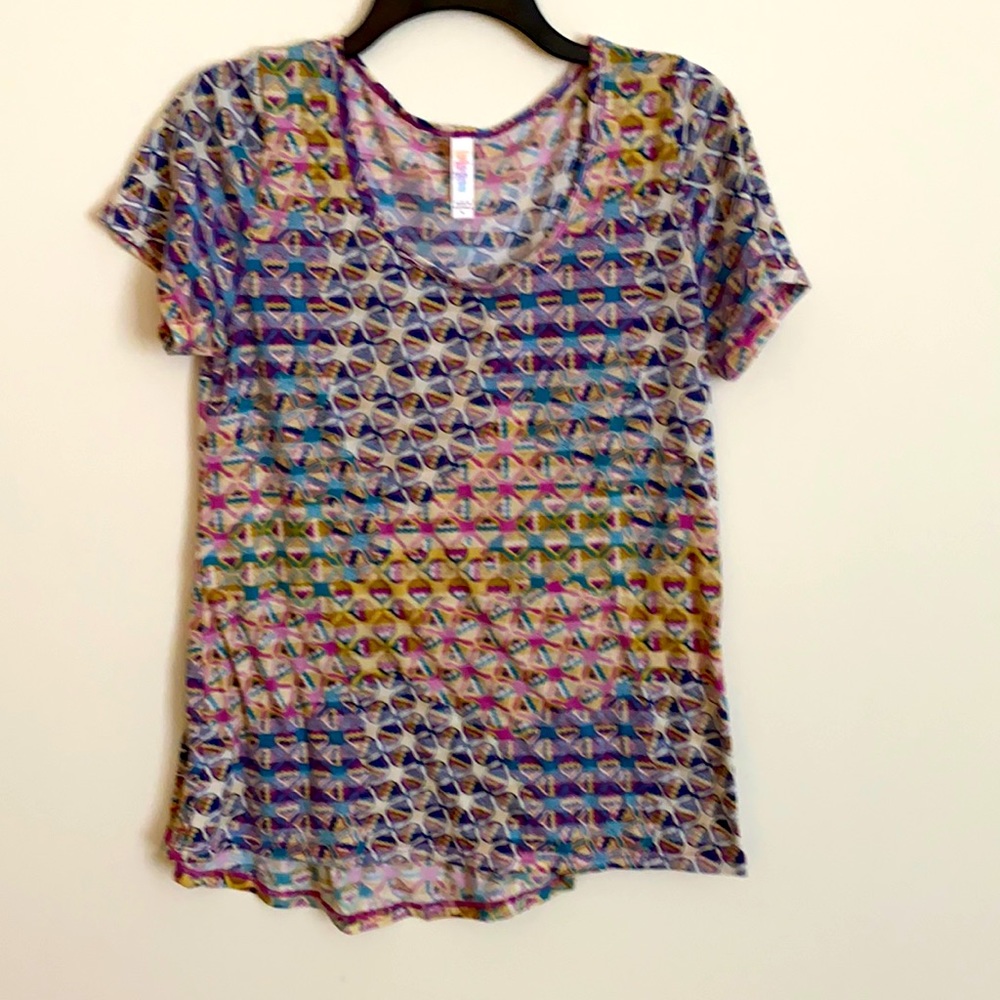 Lularoe top